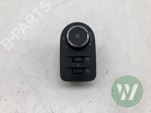 Used Headlight switch Headlight switch 36874210 36874210