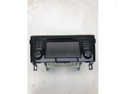 Used Radio NISSAN QASHQAI II SUV (J11, J11_) 1.2 DIG-T (115 hp) 20153628