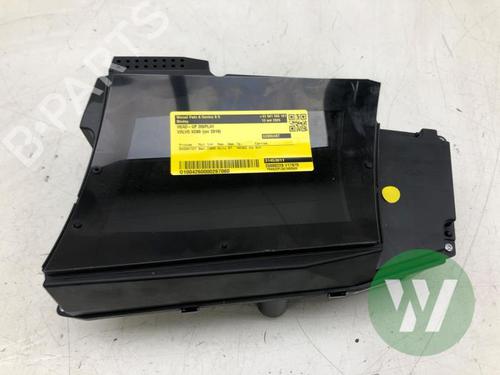 Afficheur VOLVO XC90 II (256) T6 AWD (320 hp) 33165781