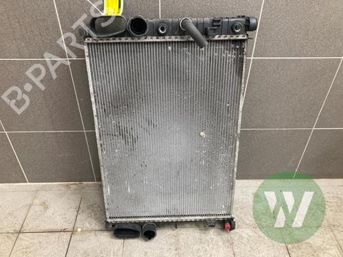 Used Water radiator Water radiator 37536819 37536819