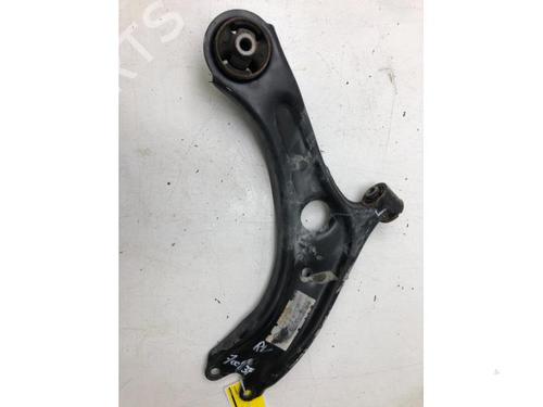 Used Right front suspension arm KIA SPORTAGE IV (QL, QLE) 1.6 GDI (132 hp) 16913680