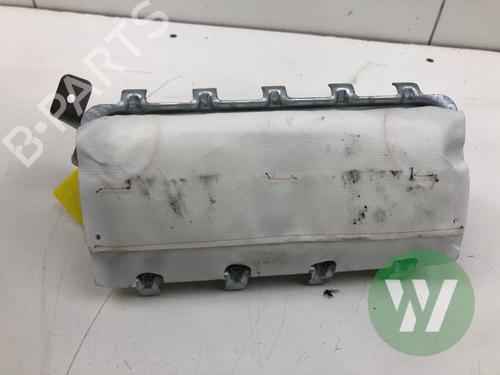 Used Passenger airbag FORD PUMA (J2K, CF7) 1.0 EcoBoost mHEV (125 hp) 32005987