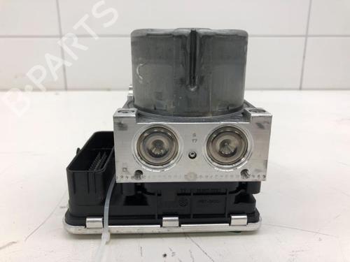 Módulo de ABS VW GOLF VII (5G1, BQ1, BE1, BE2) 2.0 GTI (230 hp) 30653180