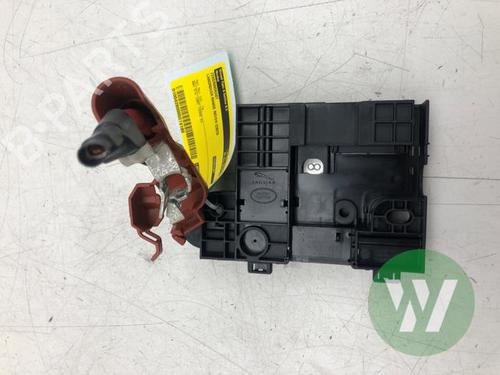 Fuse box LAND ROVER RANGE ROVER VELAR (L560) 2.0 P400 Hybrid 4x4 | BP38114499E1 - Image 3
