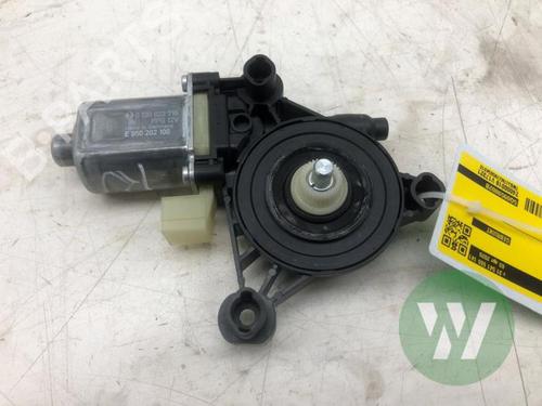 Electronic module SKODA OCTAVIA III Combi (5E5, 5E6) 2.0 TDI | BP33809147M83 - Image 2