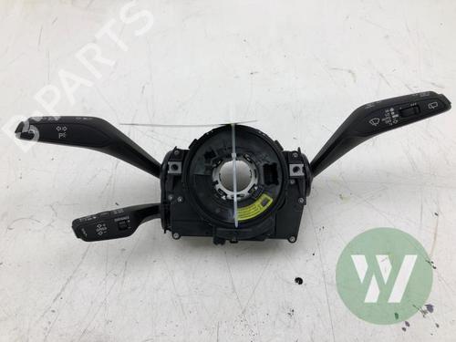 switch-audi-a4-b9-avant-8w5-8wd-2015-34438256 main image