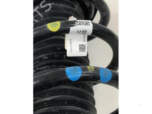 Right front shock absorber KIA SPORTAGE IV (QL, QLE) 1.6 GDI | BP29848672M17