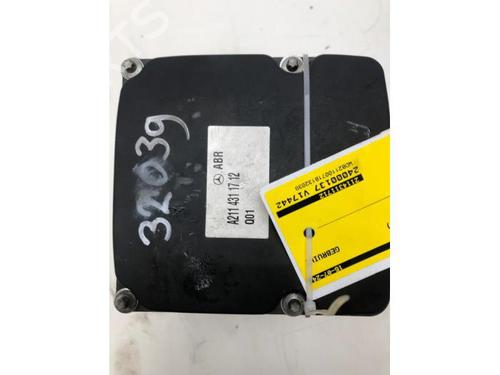 Used ABS pump MERCEDES-BENZ E-CLASS (W211) E 200 CDI (211.007) (136 hp) 18957510
