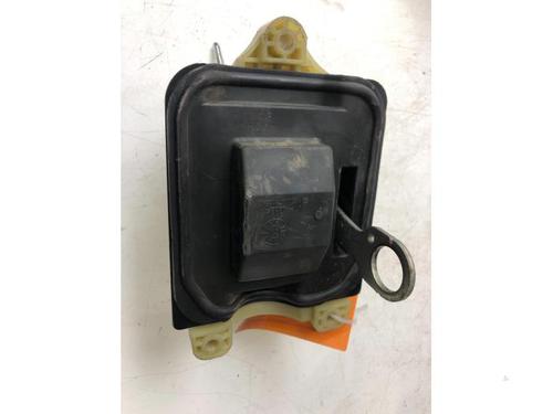 Gear lever MERCEDES-BENZ C-CLASS (W204) C 220 CDI (204.002) | BP11695774M90 