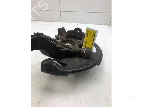 Used Right front steering knuckle LAND ROVER DISCOVERY IV (L319) 3.0 SDV6 4x4 (256 hp) 19415745