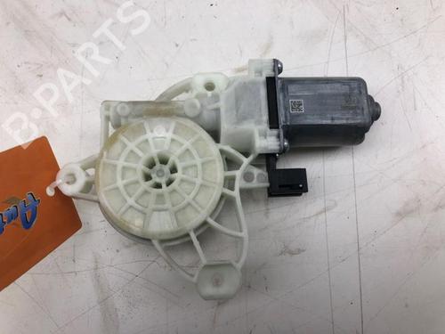 electronic-module-mercedes-benz-b-class-sports-tourer-w247-2018-30804553 main image