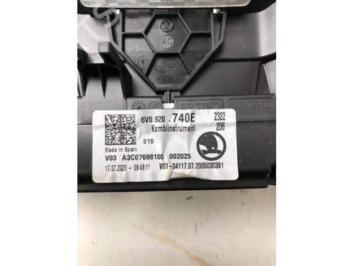 Display monitor SKODA FABIA III Estate (NJ5) 1.0 TSI | BP12424640C48 
