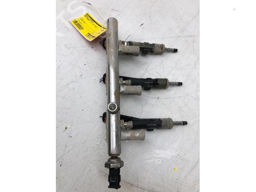 Used Injection rail OPEL GRANDLAND / GRANDLAND X (A18, P1UO) 1.2 (75) (131 hp) 14578033