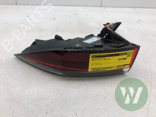 Used Right taillight Right taillight RENAULT MEGANE E-TECH SUV EV60 (BNJ1) (218 hp) 39915914 39915914