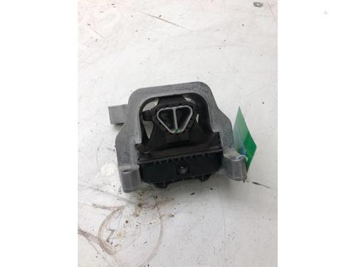 Used Support SKODA FABIA III Estate (NJ5) 1.0 TSI (110 hp) 14578327