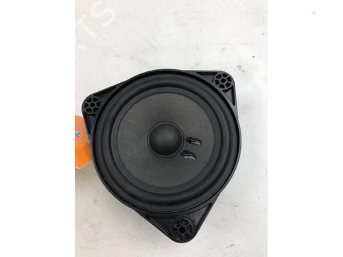 Altavoces MERCEDES-BENZ EQV (W447) EQV 300 (447813, 447815) (204 hp) 17974789