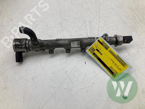 Used Injection rail Injection rail SKODA SUPERB III Estate (3V5) 2.0 TDI (150 hp) 34204126 34204126