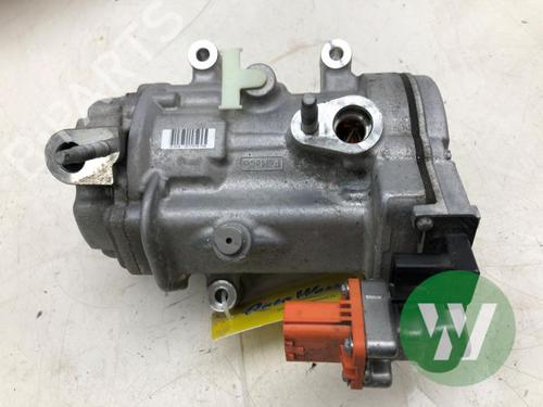 Used AC compressor AC compressor FORD KUGA III (DFK) 2.5 FHEV (190 hp) 39915406 39915406