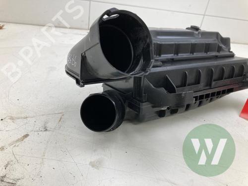 Used Air filter box OPEL CROSSLAND X / CROSSLAND (P17, P2QO) 1.2 (75) (131 hp) 32974690