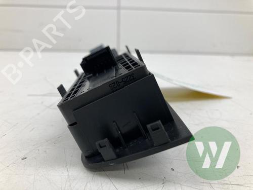 Switch AUDI A1 Sportback (8XA, 8XF) 1.0 TFSI | BP38734162I30 - Image 4