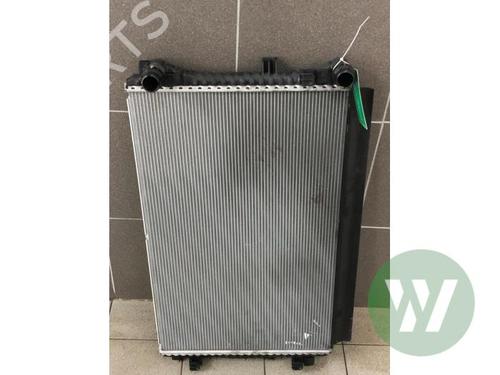 Used Water radiator Water radiator SKODA OCTAVIA IV Combi (NX5, PV5) 2.0 TDi (150 hp) 31873913 31873913