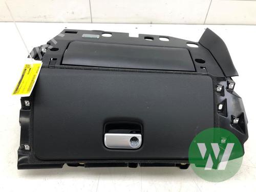Glove box PORSCHE MACAN (95B) 3.0 S Diesel | BP37437993C95 - Image 3