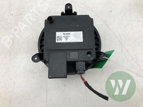 Used Heater blower motor Heater blower motor PORSCHE TAYCAN Cross Turismo (Y1B) 4S Performance Battery Plus (Y1BDB1) (571 hp) 39916069 39916069