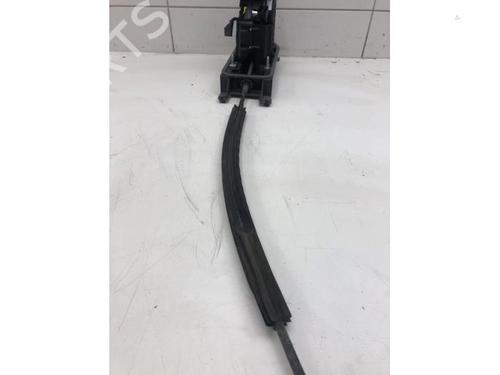 Gear lever VW TOURAN (5T1) 1.4 TSI | BP18352907M90 
