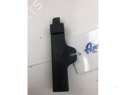 Used Antenna/Base BMW X2 (F39) sDrive 18 i (136 hp) 19476970