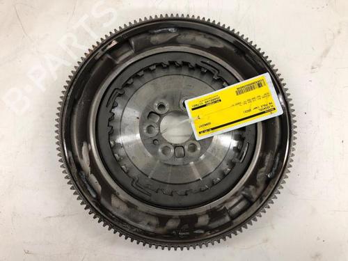 Used Flywheel VW POLO VI (AW1, BZ1, AE1) 1.0 TSI (95 hp) 28694073