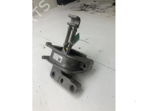 Used Support VW T-CROSS (C11, D31) 1.0 TSi (95 hp) 18839064