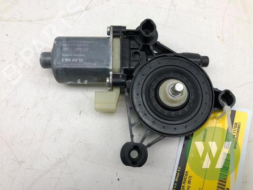Used Right front window motor Right front window motor 36884273 36884273