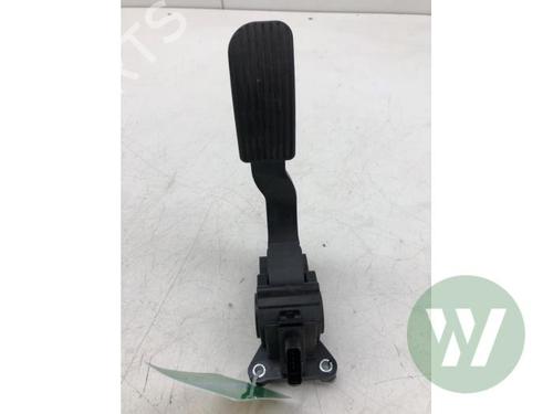 Used Pedal Pedal MERCEDES-BENZ SPRINTER 3,5-t Tourer Bus (B907) 319 CDI (907.733, 907.735) (190 hp) 39916005 39916005