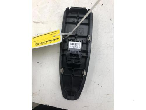 Switch BMW X1 (F48) sDrive 18 i | BP23271056I30 