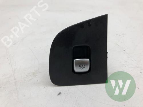 Kombi Kontakt / Stilkkontakt MERCEDES-BENZ E-CLASS T-Model (S213) E 200 (213.242) (184 hp) 31937000