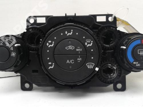 Mando climatizador FORD FIESTA VI (CB1, CCN) 1.25 (60 hp) 4773480