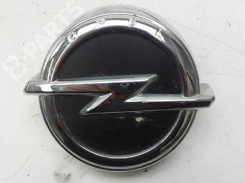 Used Tailgate handle OPEL CORSA E (X15) 1.4 (08, 68) (90 hp) 7313033