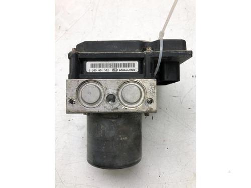 Used ABS pump MERCEDES-BENZ A-CLASS (W169) A 180 CDI (169.007, 169.307) (109 hp) 16163201