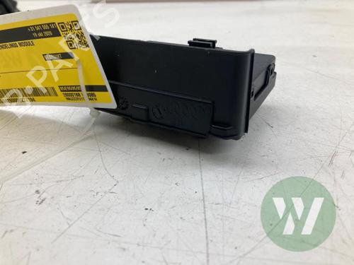 Electronic module AUDI A5 Avant (FU5) 2.0 TDI | BP40210950M83 - Image 3