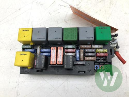 Scatola fusibili Scatola fusibili MERCEDES-BENZ R-CLASS (W251, V251) R 320 CDI 4-matic (251.022, 251.122) (224 hp) 34345530 34345530