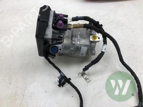 Used AC compressor AC compressor AUDI Q5 (GUB) SQ5 TFSI quattro (367 hp) 40286187 40286187