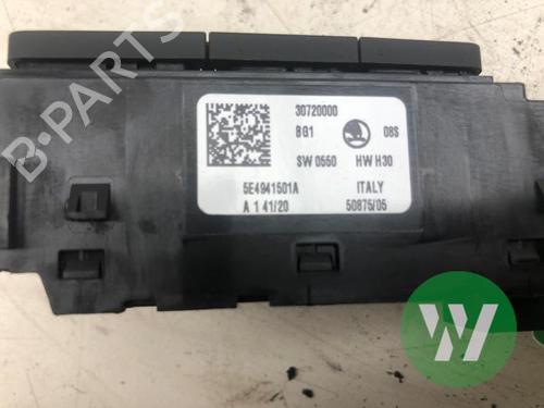 Headlight switch SKODA OCTAVIA IV Combi (NX5, PV5) 1.5 TSi | BP38442443I24 - Image 3