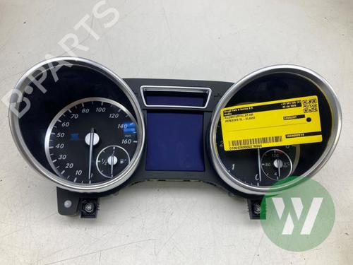 Used Display monitor Display monitor 39643915 39643915
