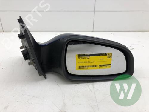 Used Right mirror Right mirror 36884230 36884230