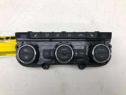 Used Climate control SEAT LEON SC (5F5) 1.4 TSI (150 hp) 31319163