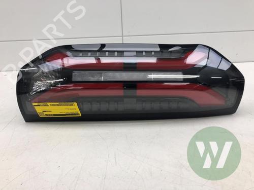 Used Right taillight Right taillight FORD TRANSIT CUSTOM V710 Van (NRN) 2.5 Duratec Plug-in-Hybrid (232 hp) 39916194 39916194