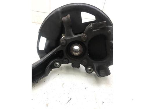 Left front steering knuckle LAND ROVER RANGE ROVER III (L322) 3.6 D 4x4 | BP19438736M25 