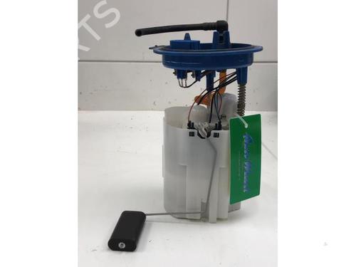 Used Fuel pump VW TOURAN (5T1) 1.4 TSI (150 hp) 18159944