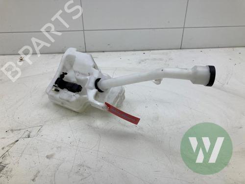 Used Windscreen washer tank OPEL CROSSLAND X / CROSSLAND (P17, P2QO) 1.2 (75) (131 hp) 32974692