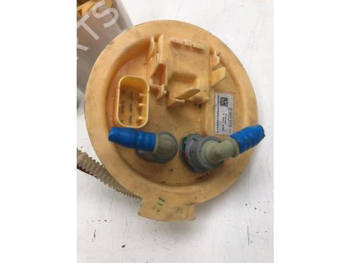 Used Fuel pump BMW 3 Touring (G21, G81) 320 d Mild-Hybrid (190 hp) 19477399